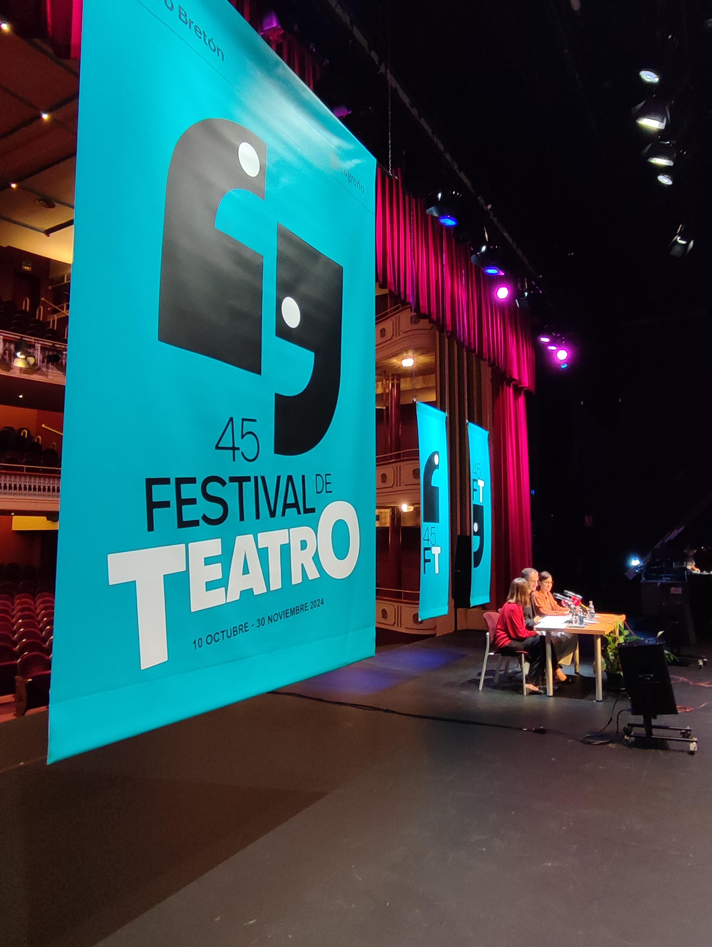 Imagen Presentado el 45 FESTIVAL en el escenario del propio teatro